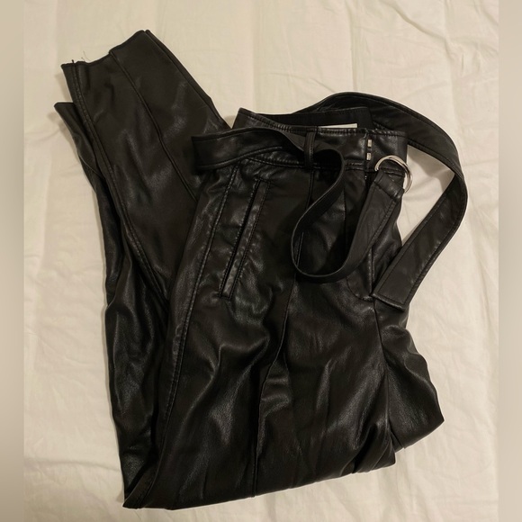 Aritzia babaton vegan leather trouser high rise pant belted black size 00 - Picture 4 of 6